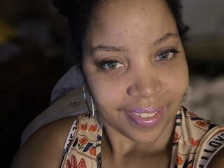 CeciliaHoney